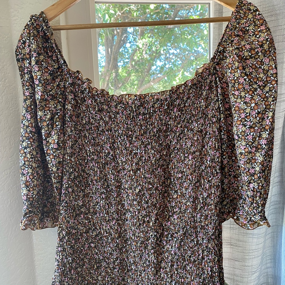 Faithfull the Brand Shirred Floral Dress Size 8 Large - Picture 9 of 11
